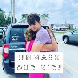 Meet your Posher, Dinah